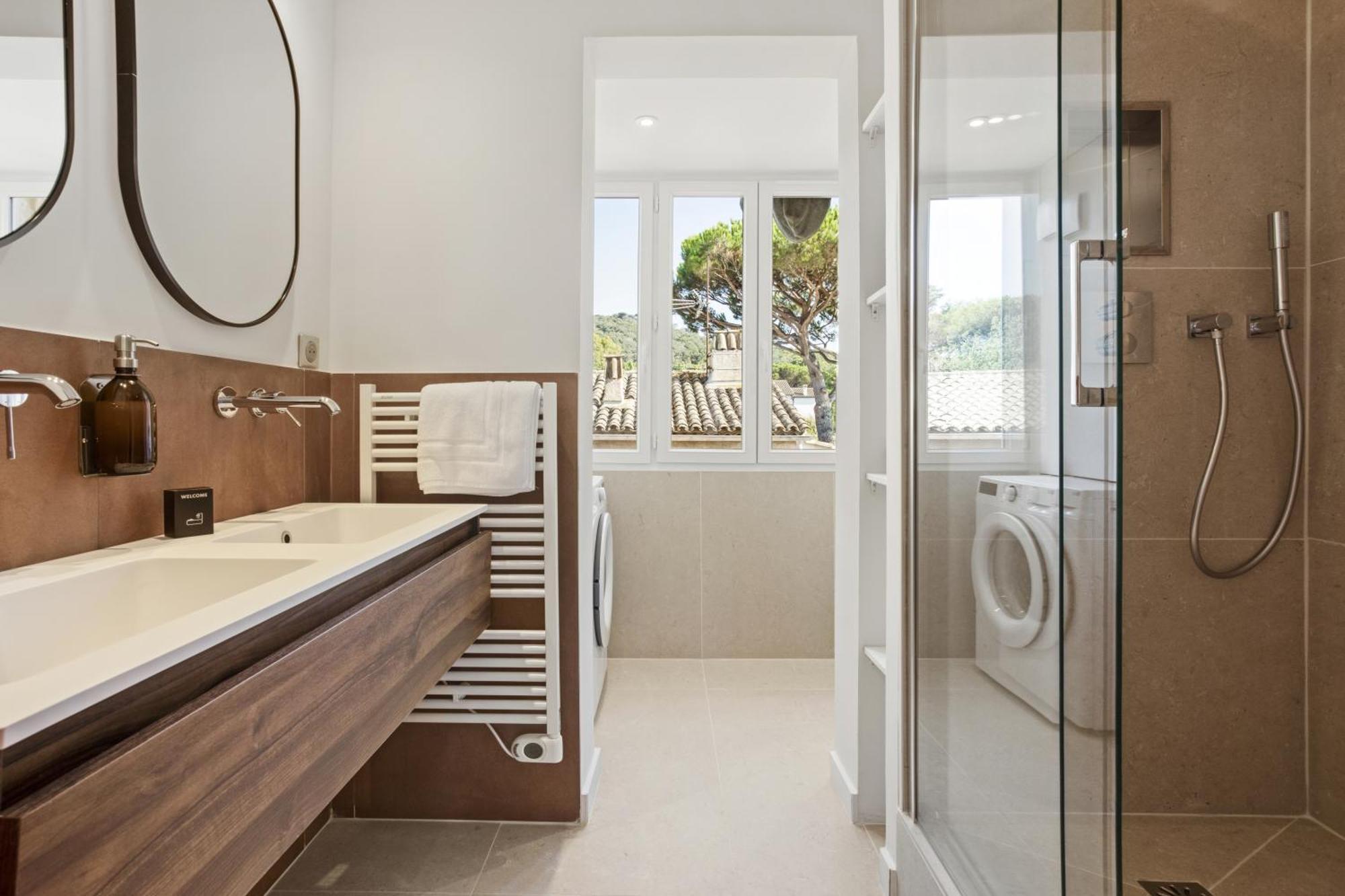 Magnifique 3 Pieces - Proximite Place Des Lices Avec Parking Appartamento